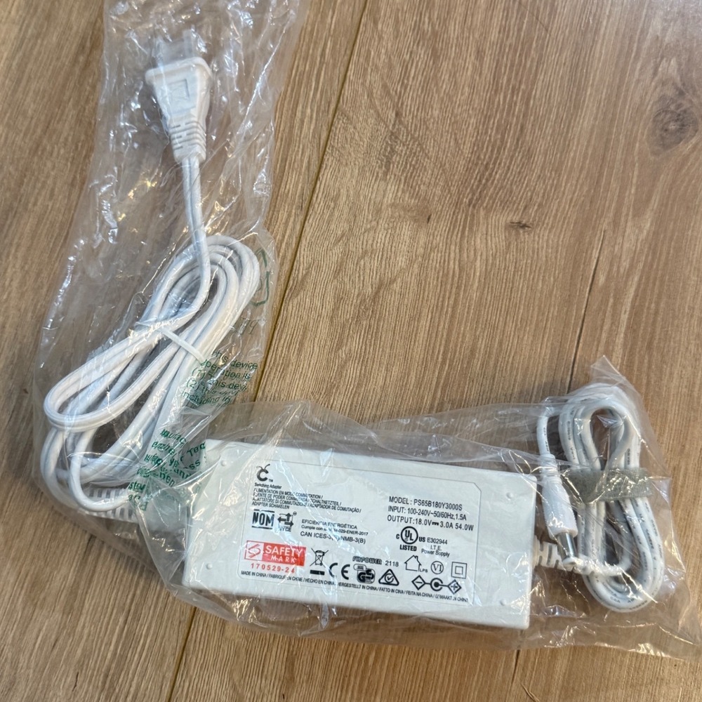 Cricut PS65B180Y3000S AC Adapter 18V 3A 54W Switching Power Supply White